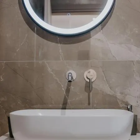 Pearl Apartel C1 * Volos